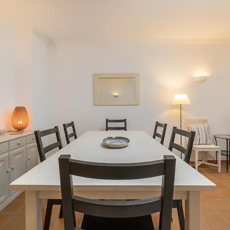 Serenity In D'el Rey Appartement