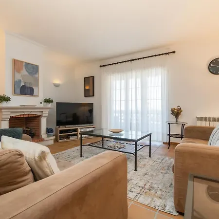 Serenity In D'el Rey Apartment Amoreira (Leiria)